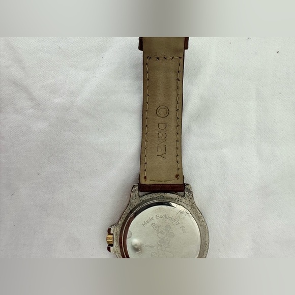 Vintage Disney Mickey Mouse Wristwatch With Original Box & Packaging - Picture 6 of 9